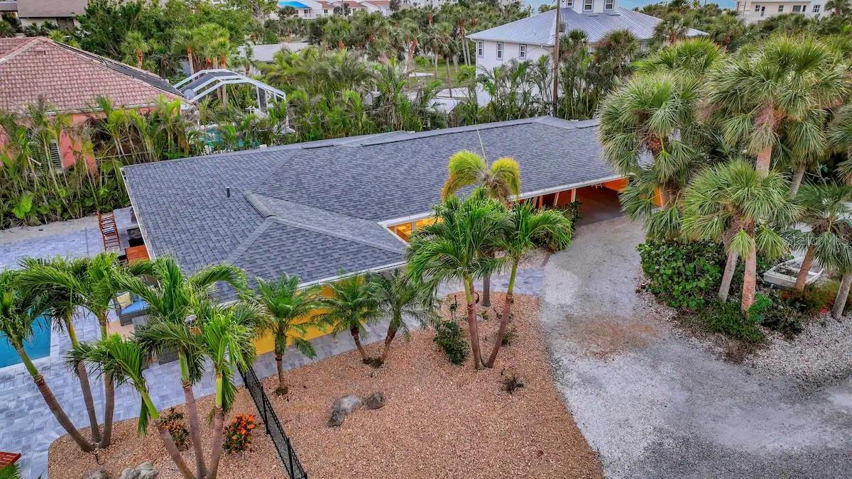 2795 A Beach Road, FL