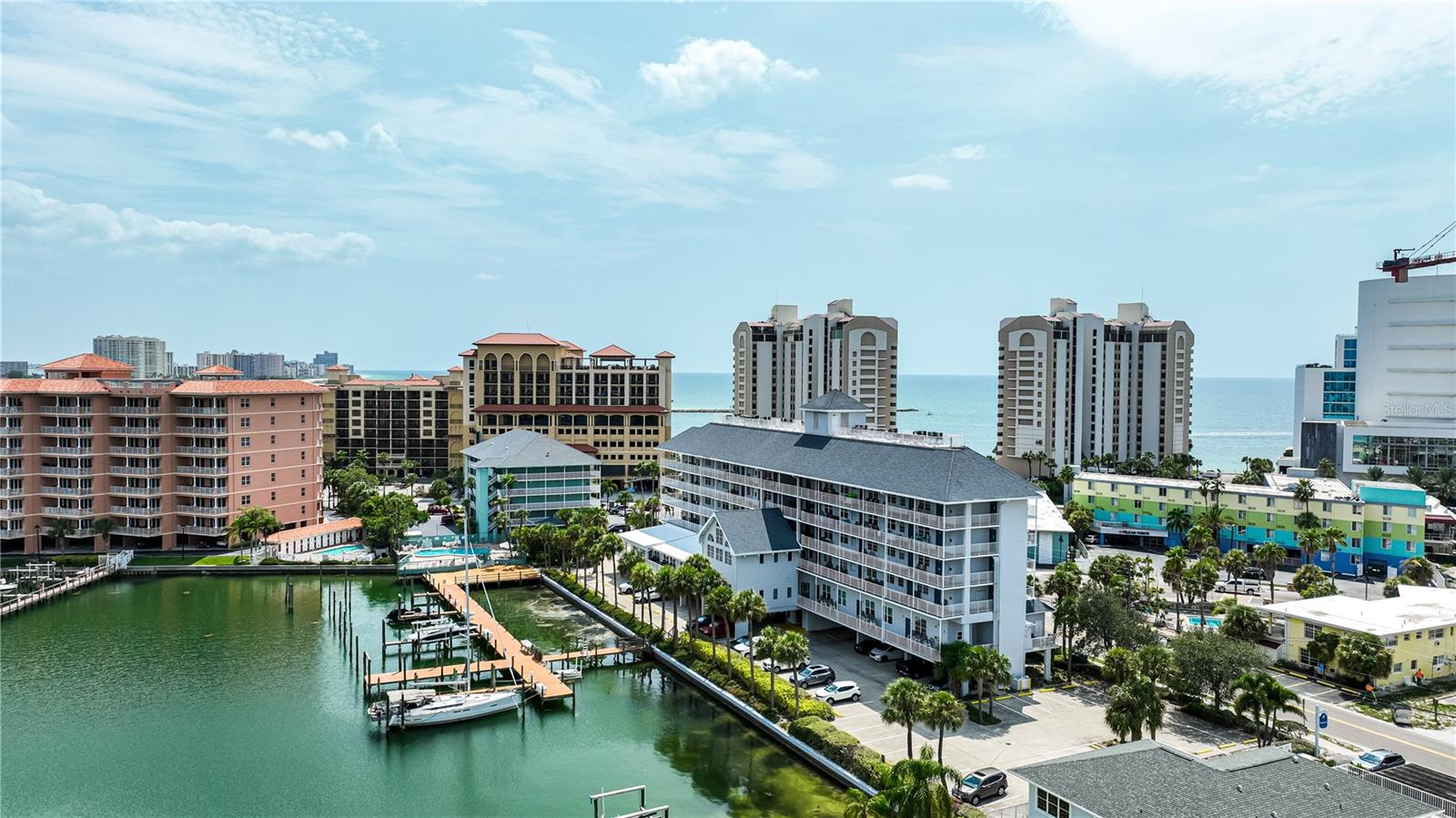 445 Hamden Drive, FL