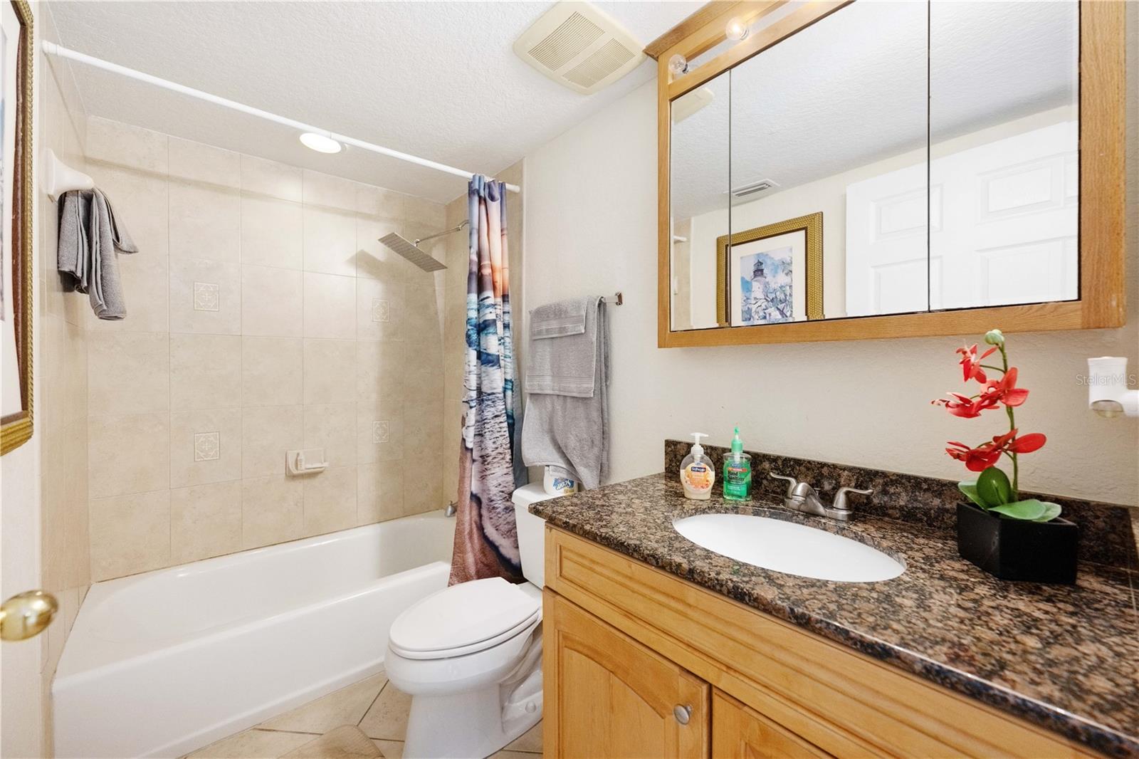 445 Hamden Drive, FL