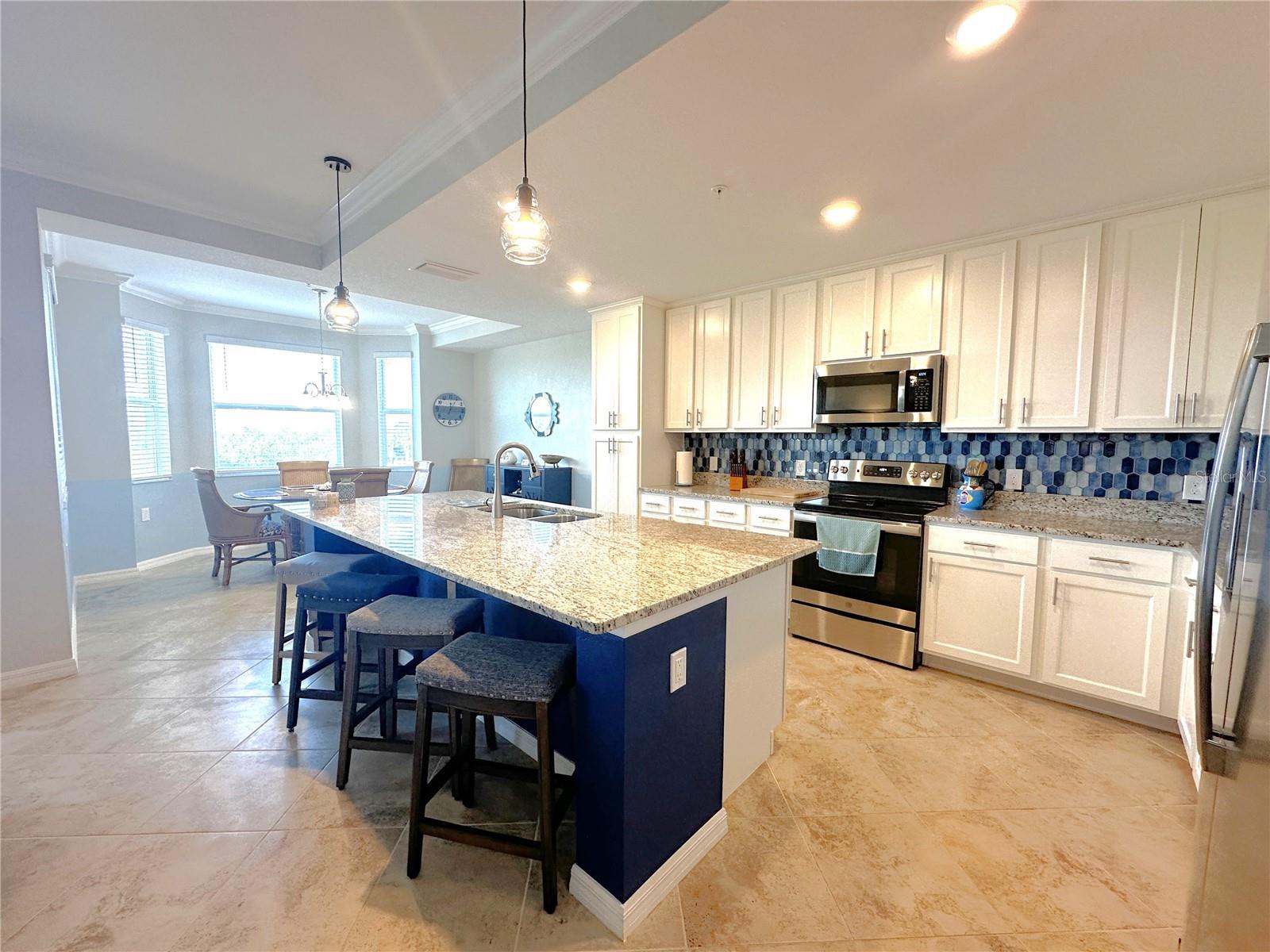 14081 Heritage Landing Boulevard, FL