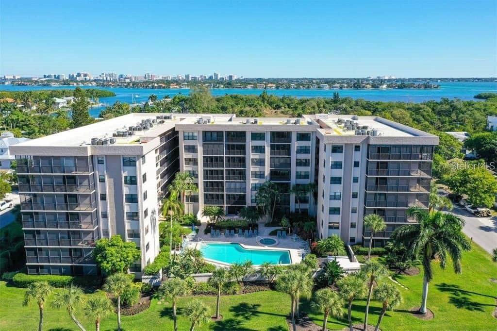 1001 Benjamin Franklin Drive, FL
