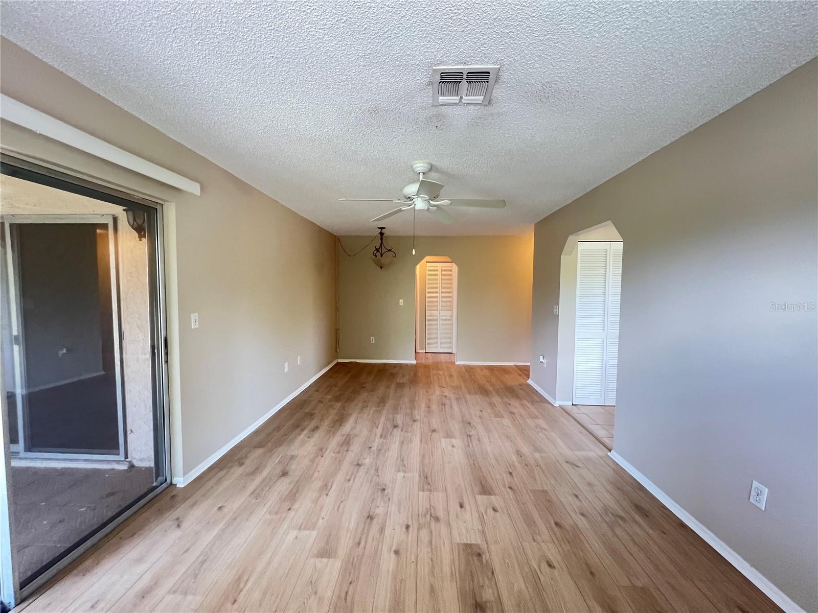 25068 Harborview Road, FL