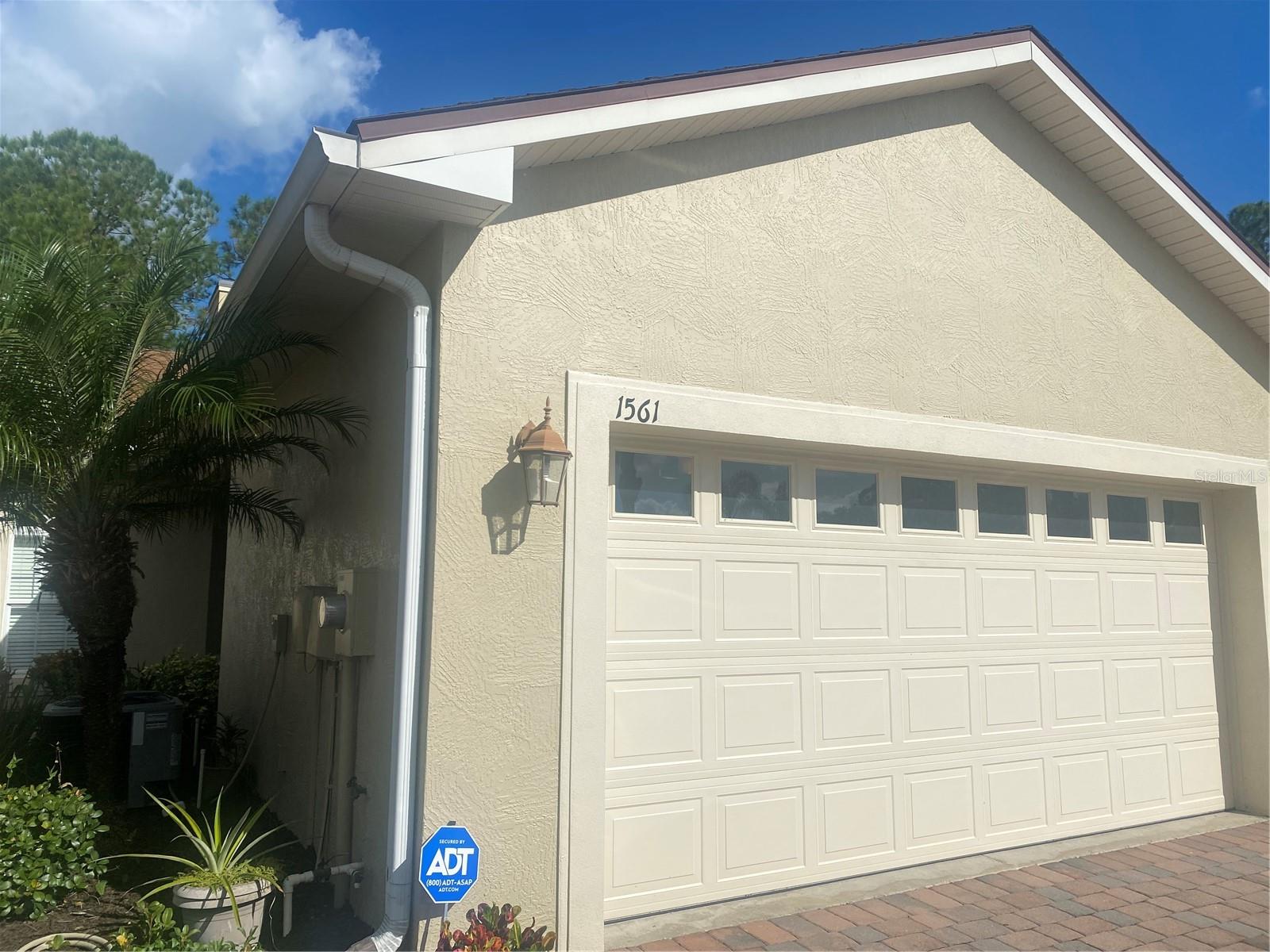 1561 Vienna Square Drive, FL