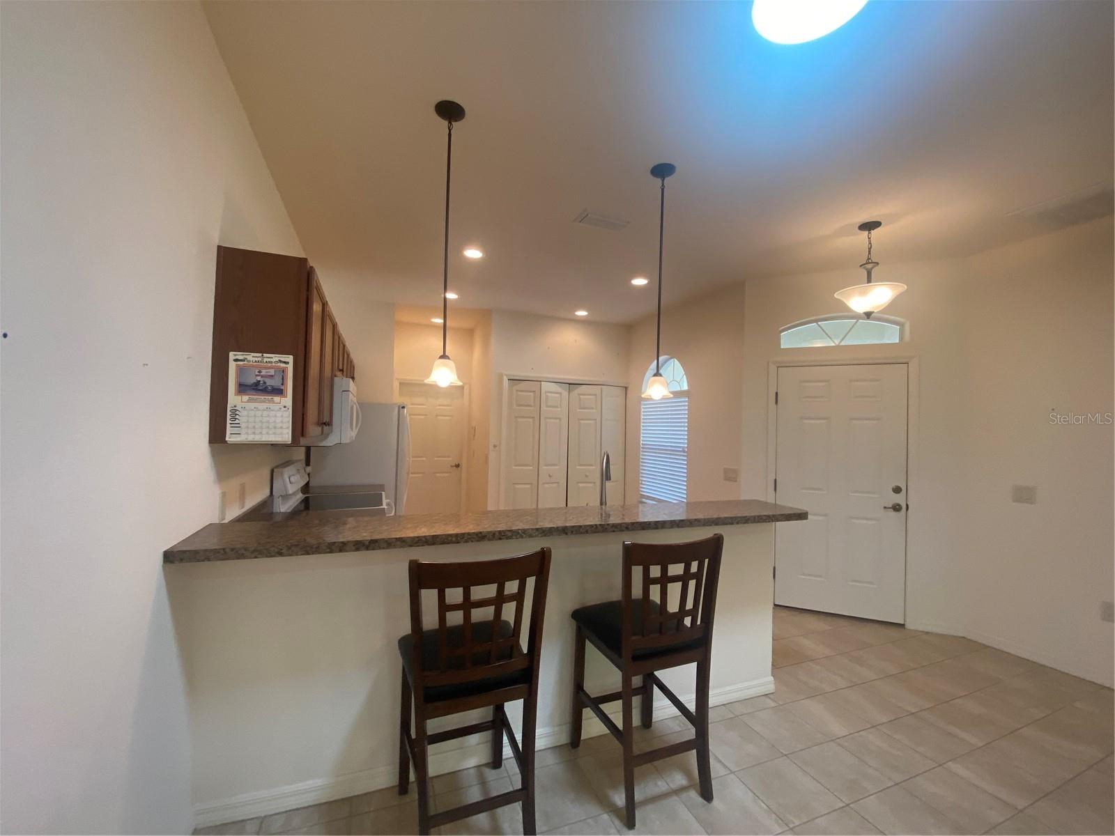 1561 Vienna Square Drive, FL