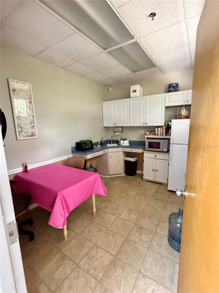 2401 Frist Boulevard, FL
