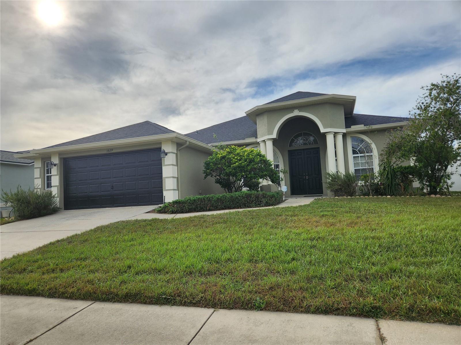 LUTZ, FL