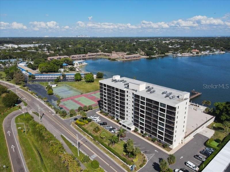 7100 Sunshine Skyway Lane, FL