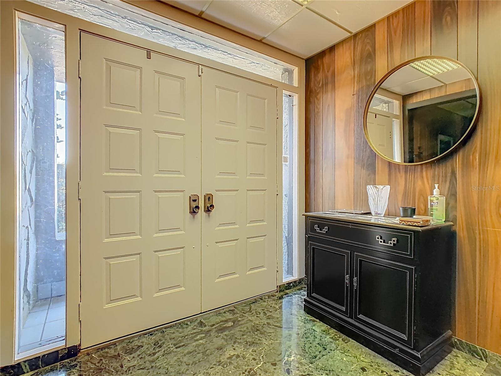 18 Coventry Drive, FL
