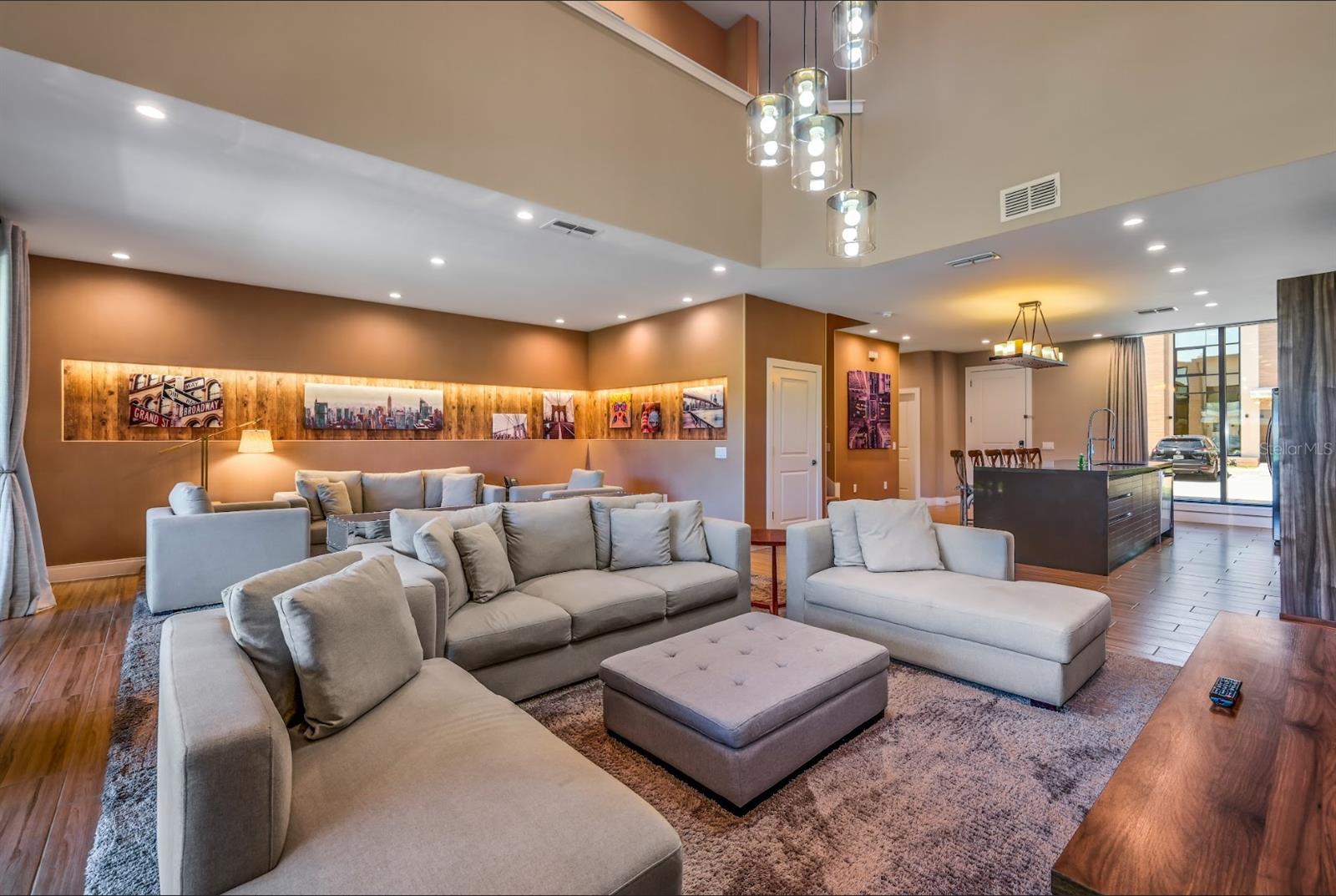 7482 Brooklyn Drive, FL