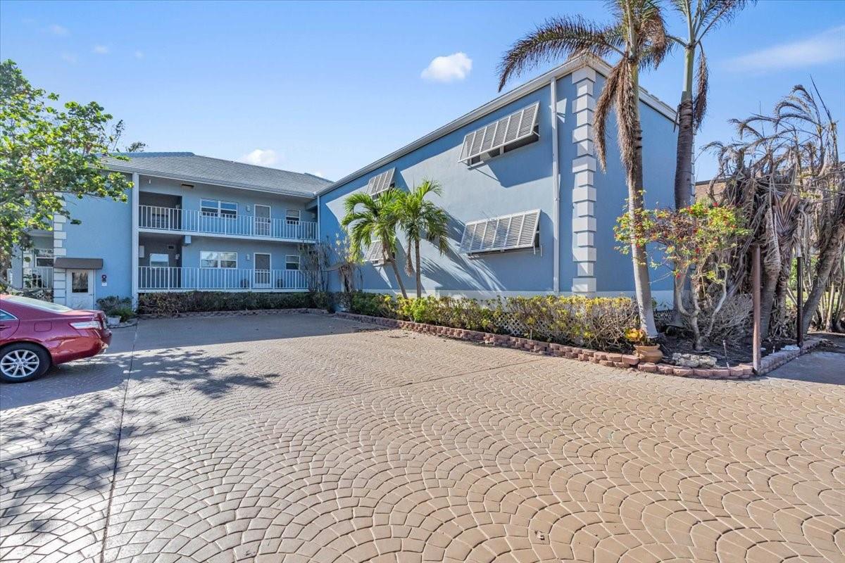 5621 Gulf Of Mexico Drive, FL