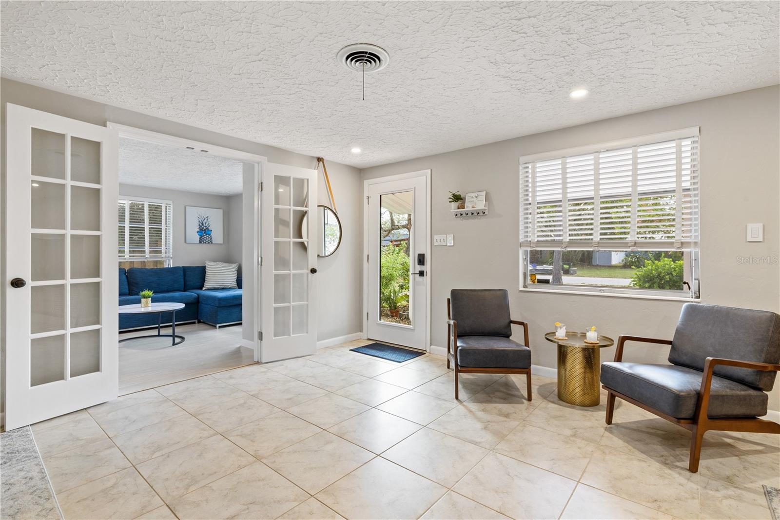 2365 Bay Street, FL