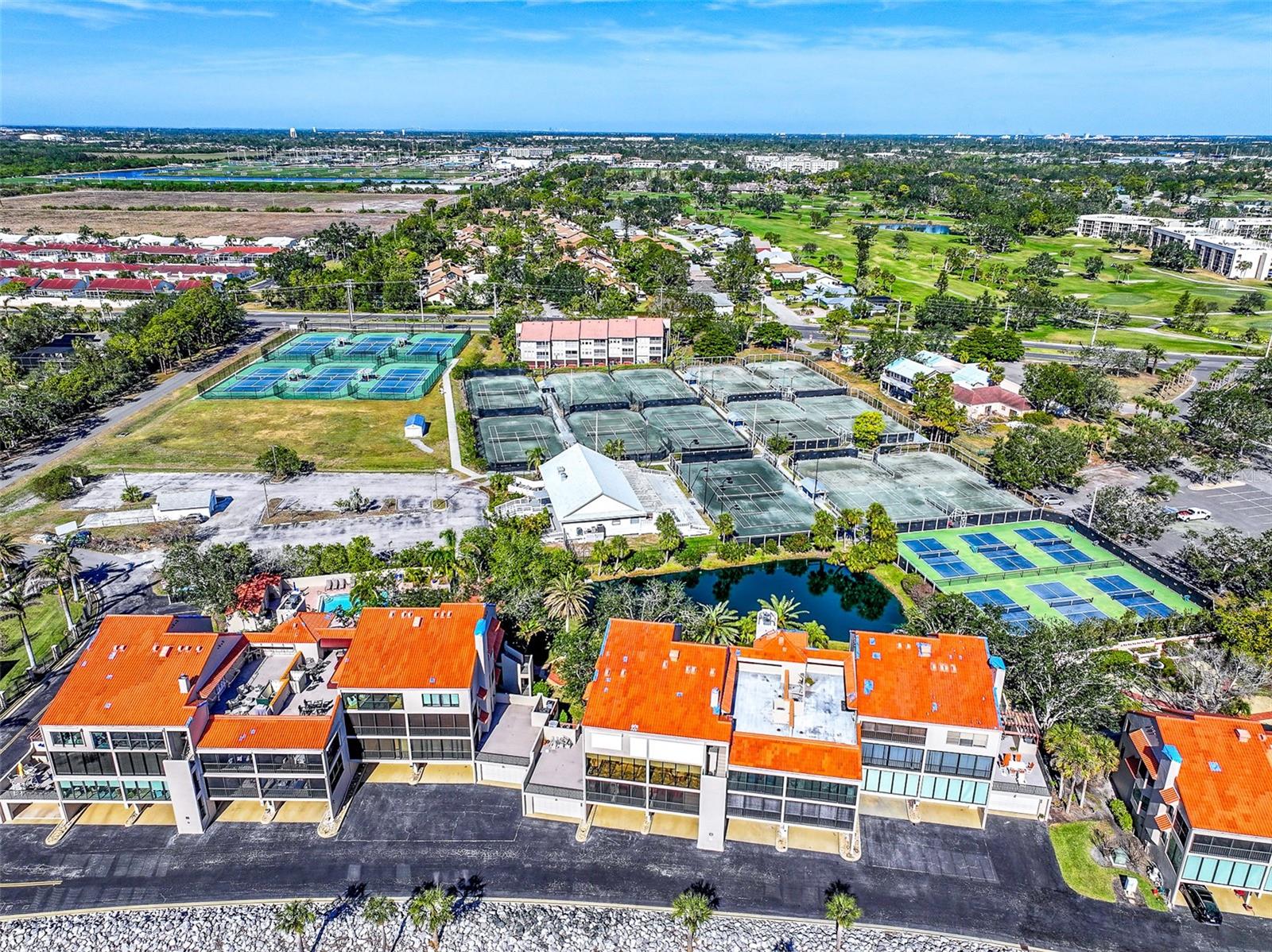 4511 Bay Club Drive, FL