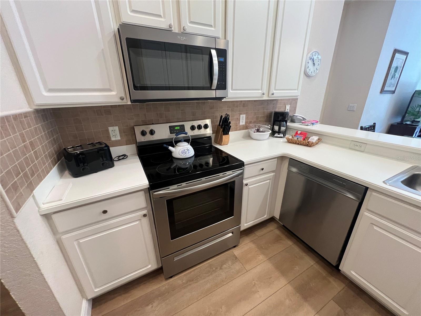 409 Lucaya Loop, FL