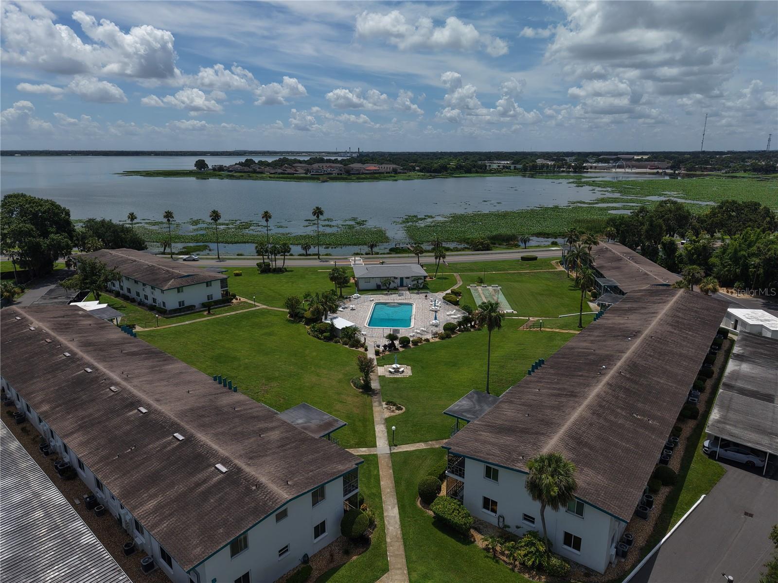1600 Lake Parker Drive, FL
