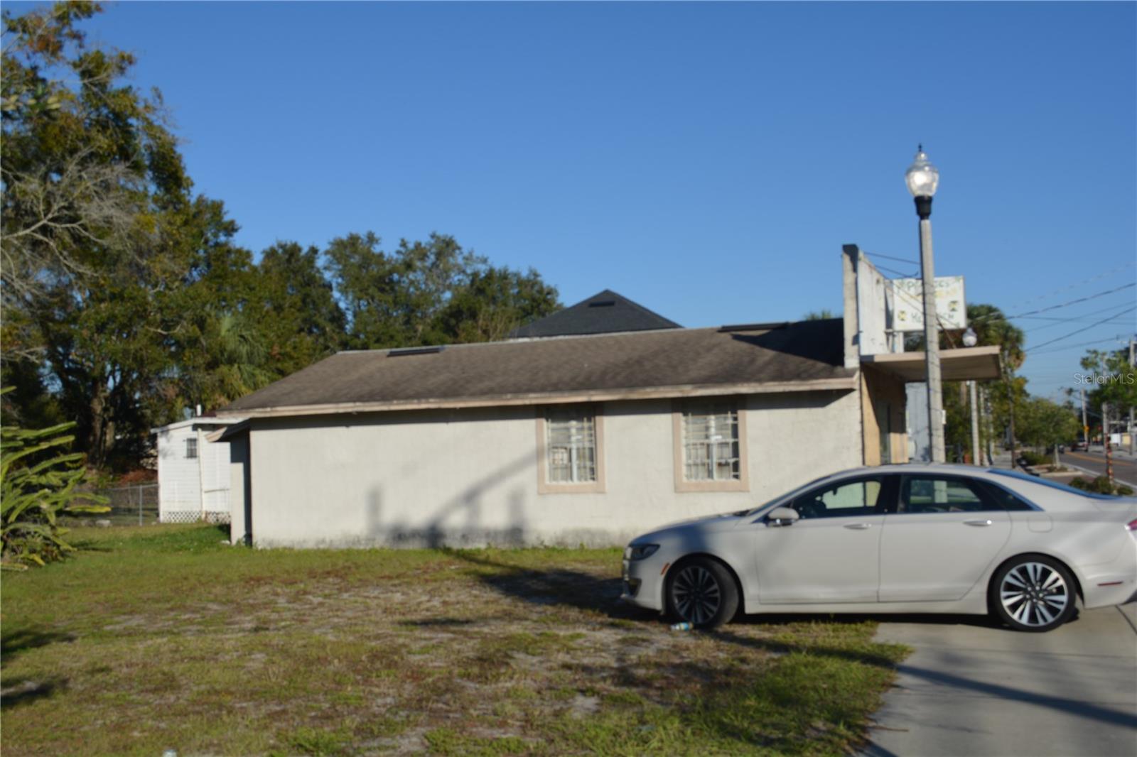1006 Historic Goldsboro, FL
