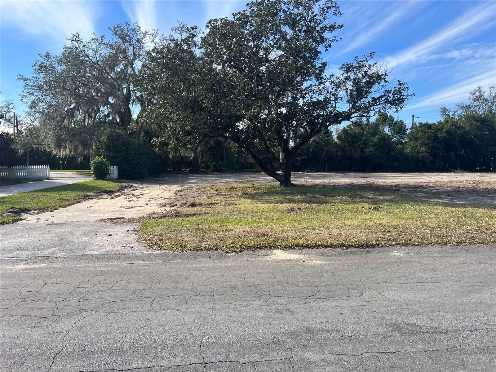 4249 Forest Hills Drive, FL