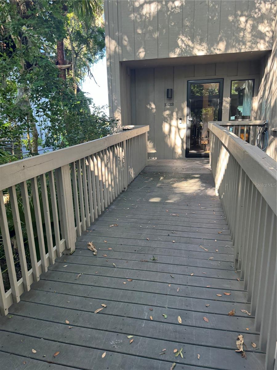 1323 Landings Drive, FL