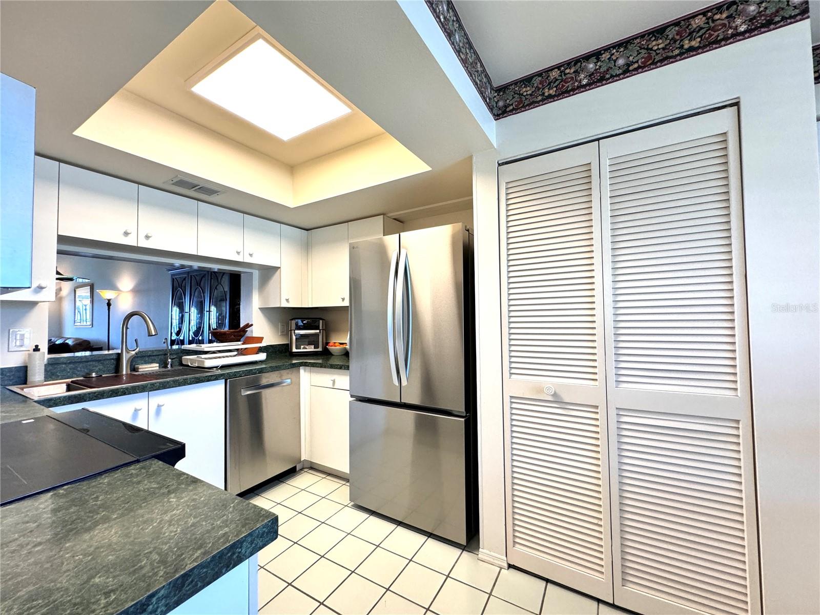 1155 Edgewater Circle, FL