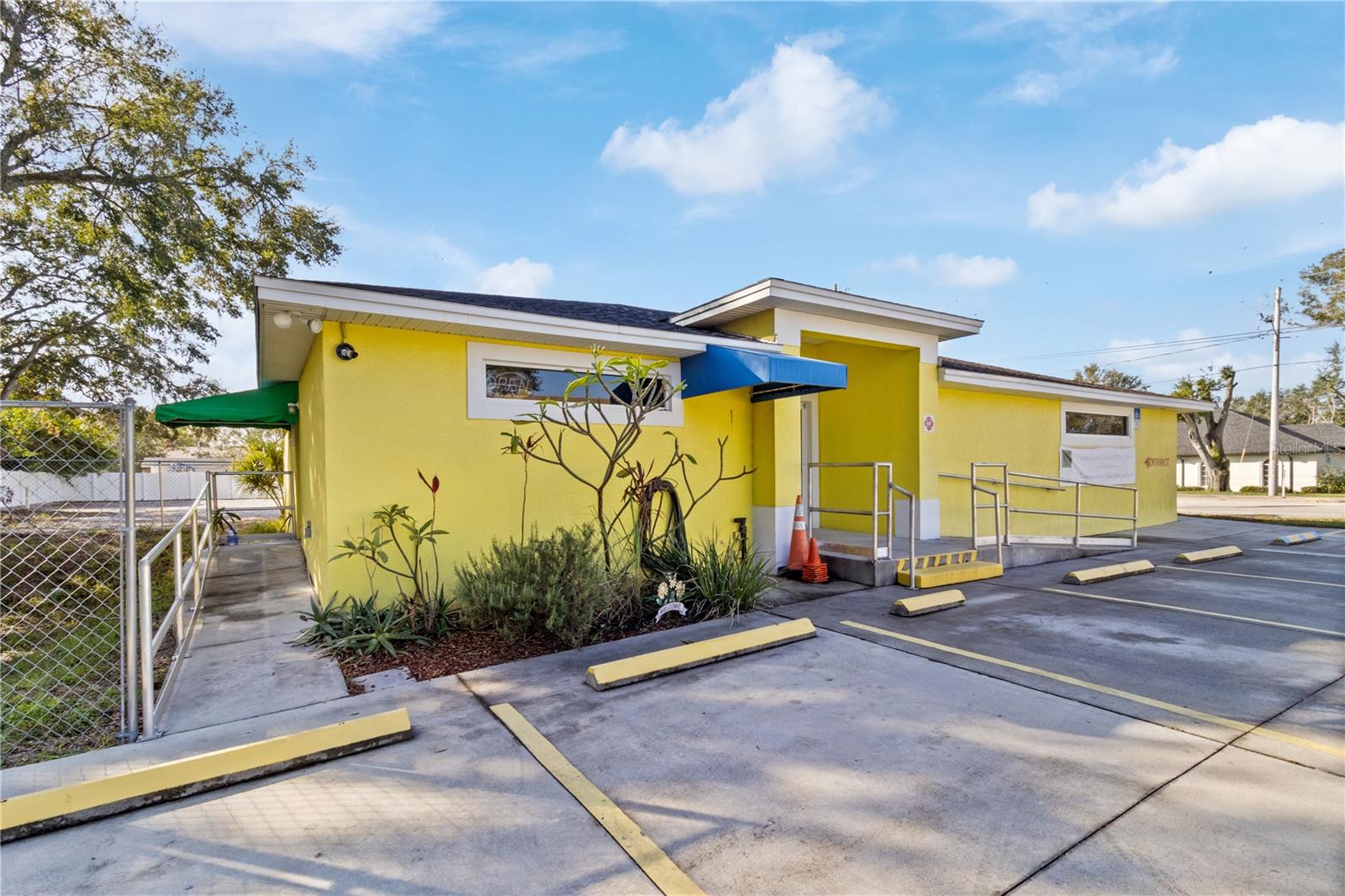 632 1st Street, FL