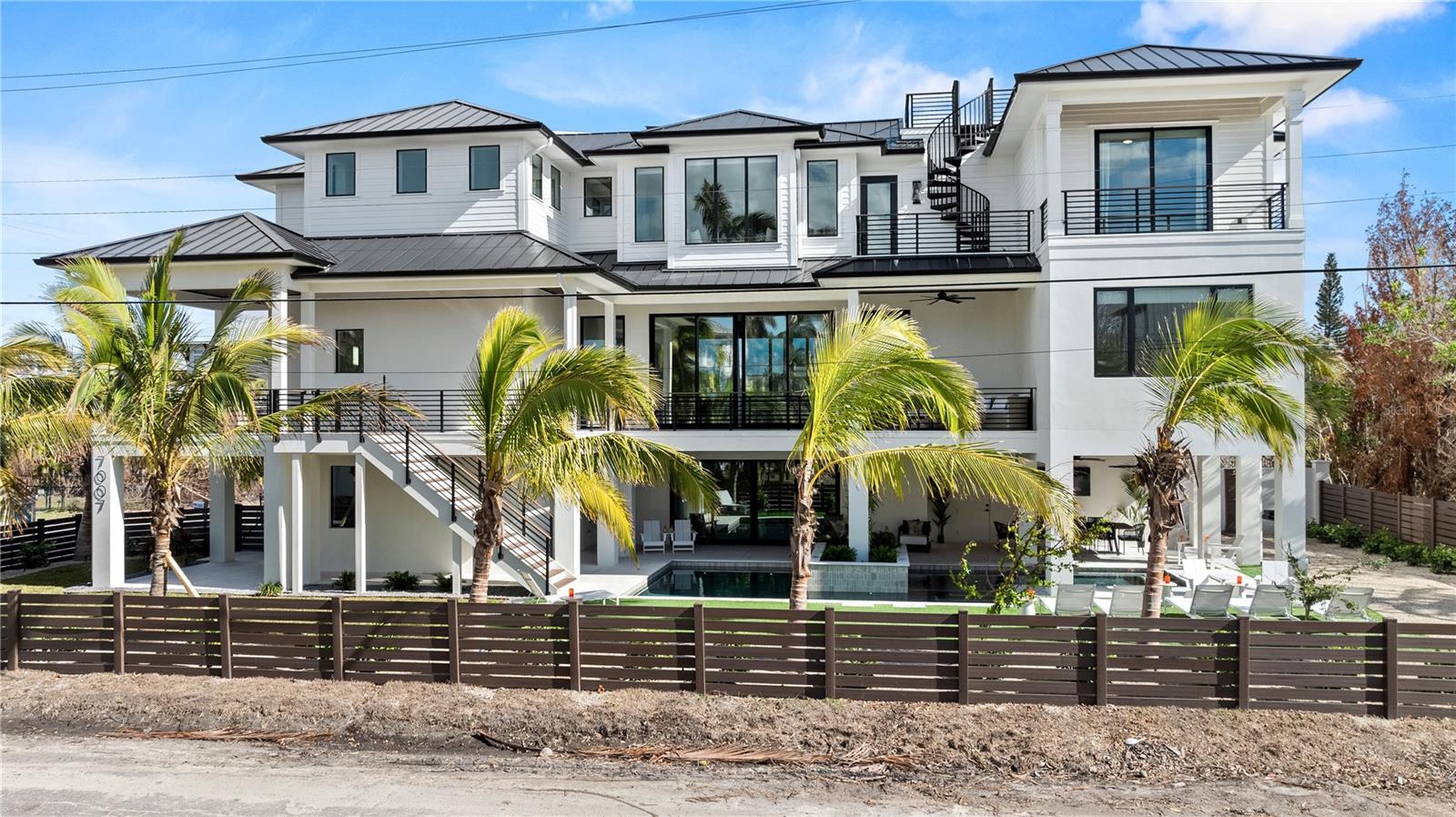 7007 Point Of Rocks Road, FL