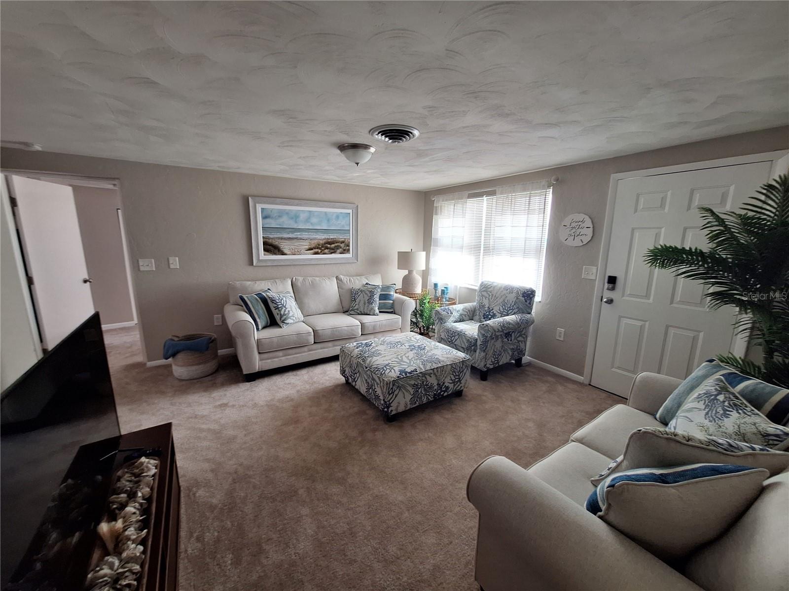 858 7th Street, FL