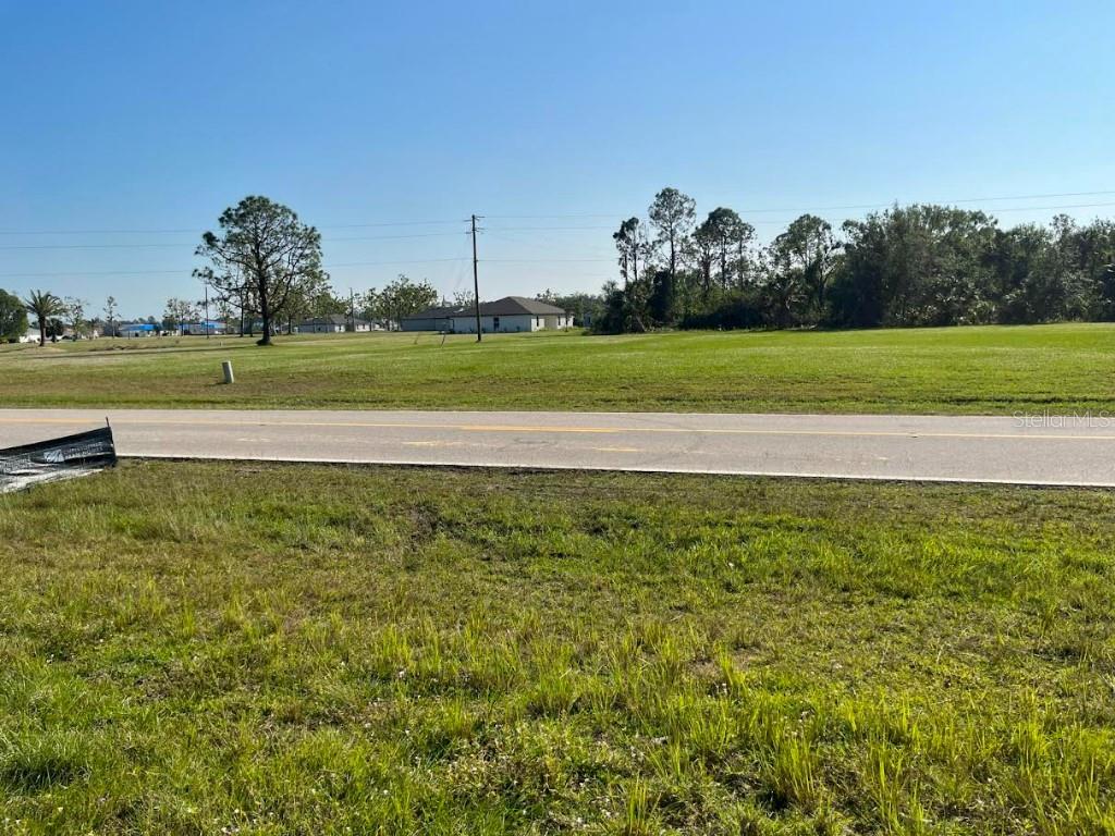 25261 Doredo Drive, FL