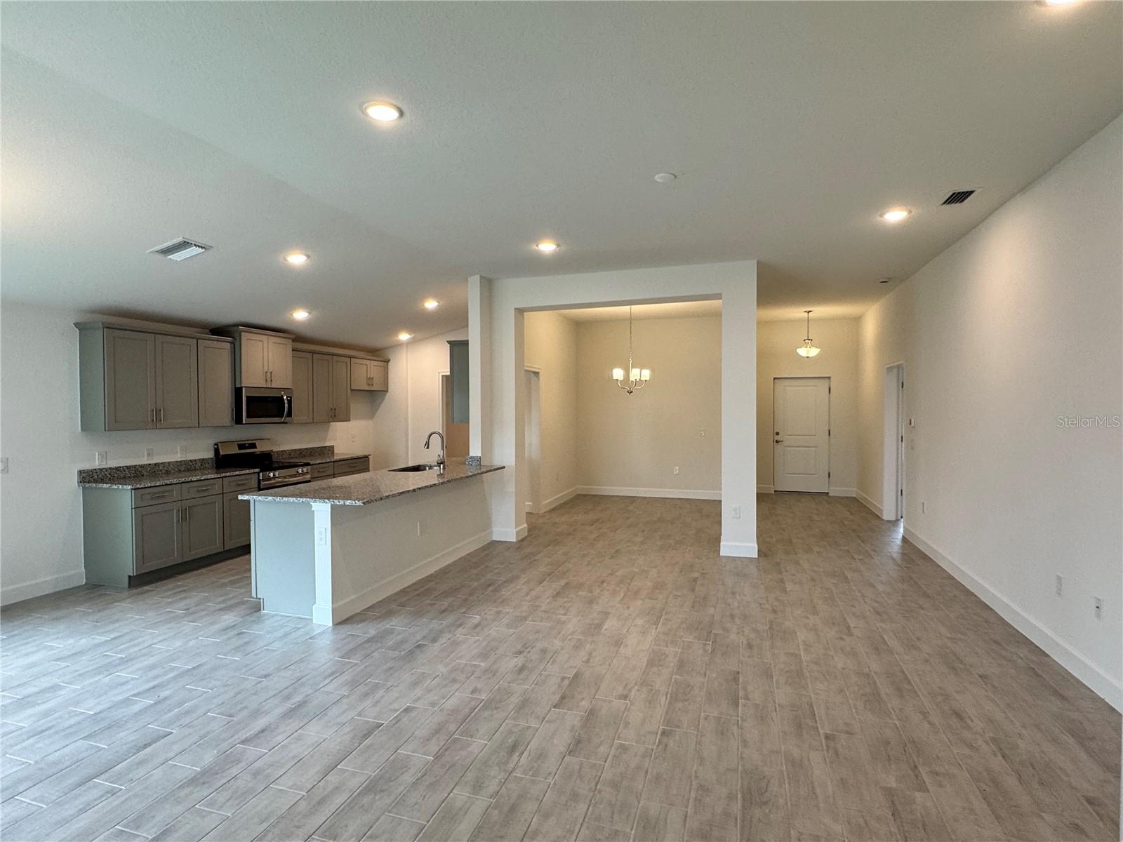 2676 Averland Loop, FL
