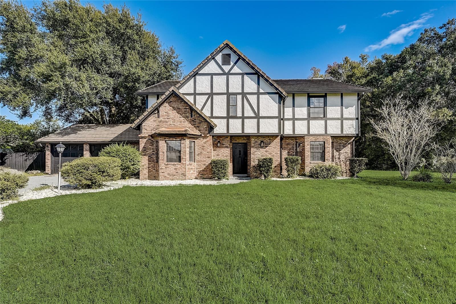 2540 Albany Drive, FL