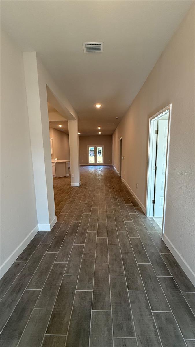 2640 Averland Loop, FL