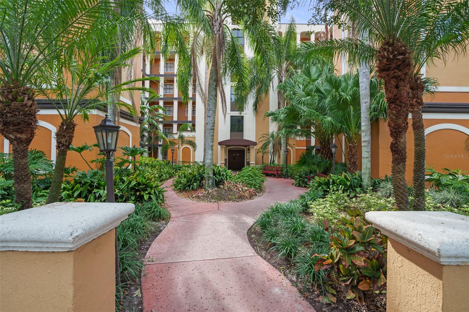12538 Floridays Resort Drive, FL