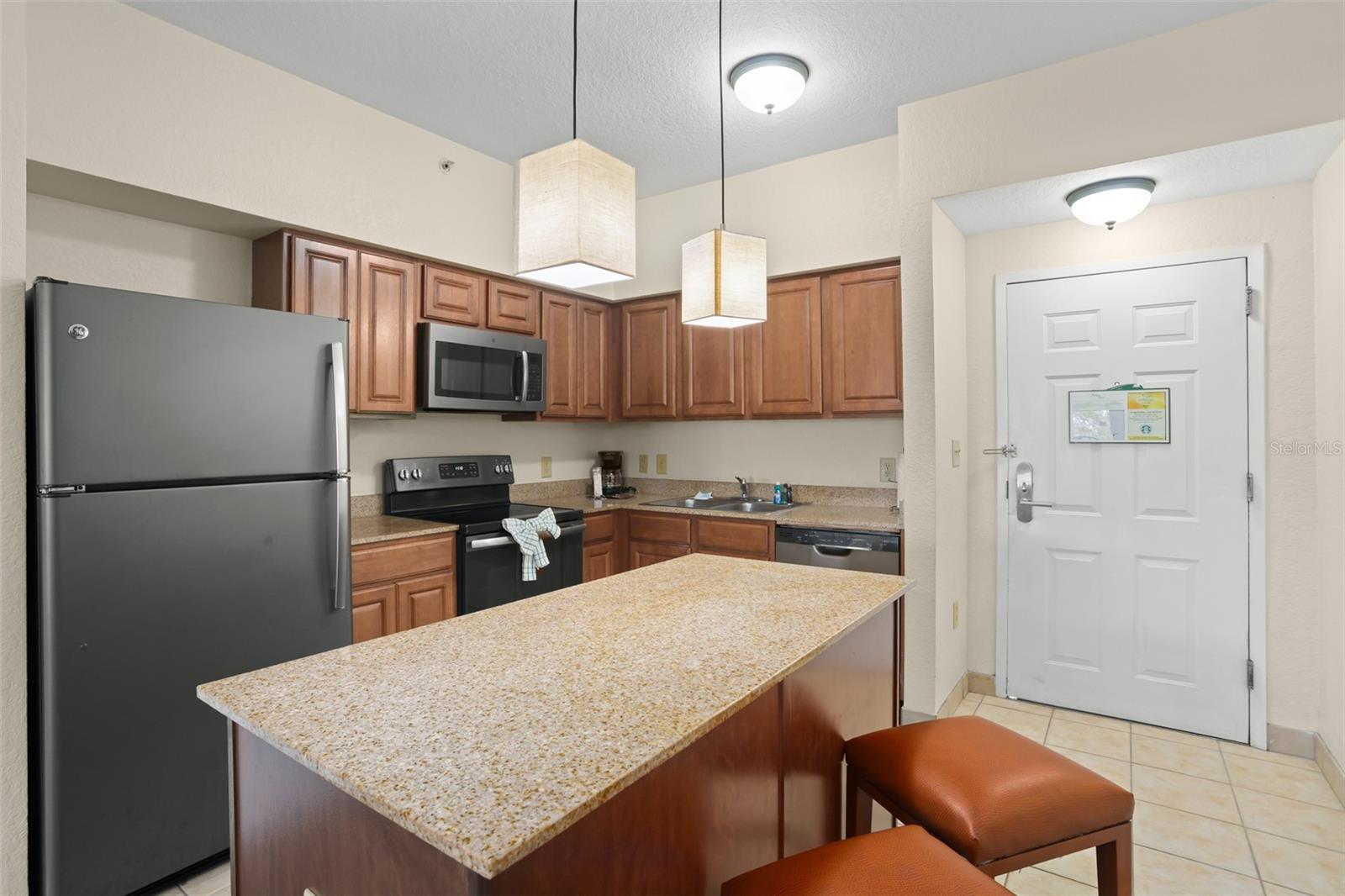 12538 Floridays Resort Drive, FL