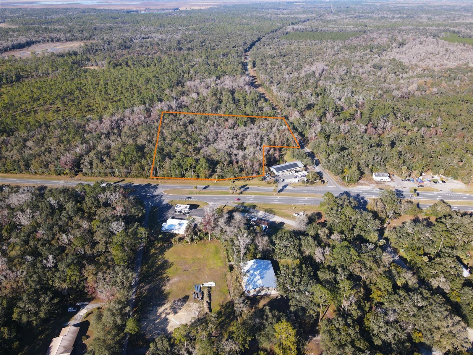 102 Highway 441, FL