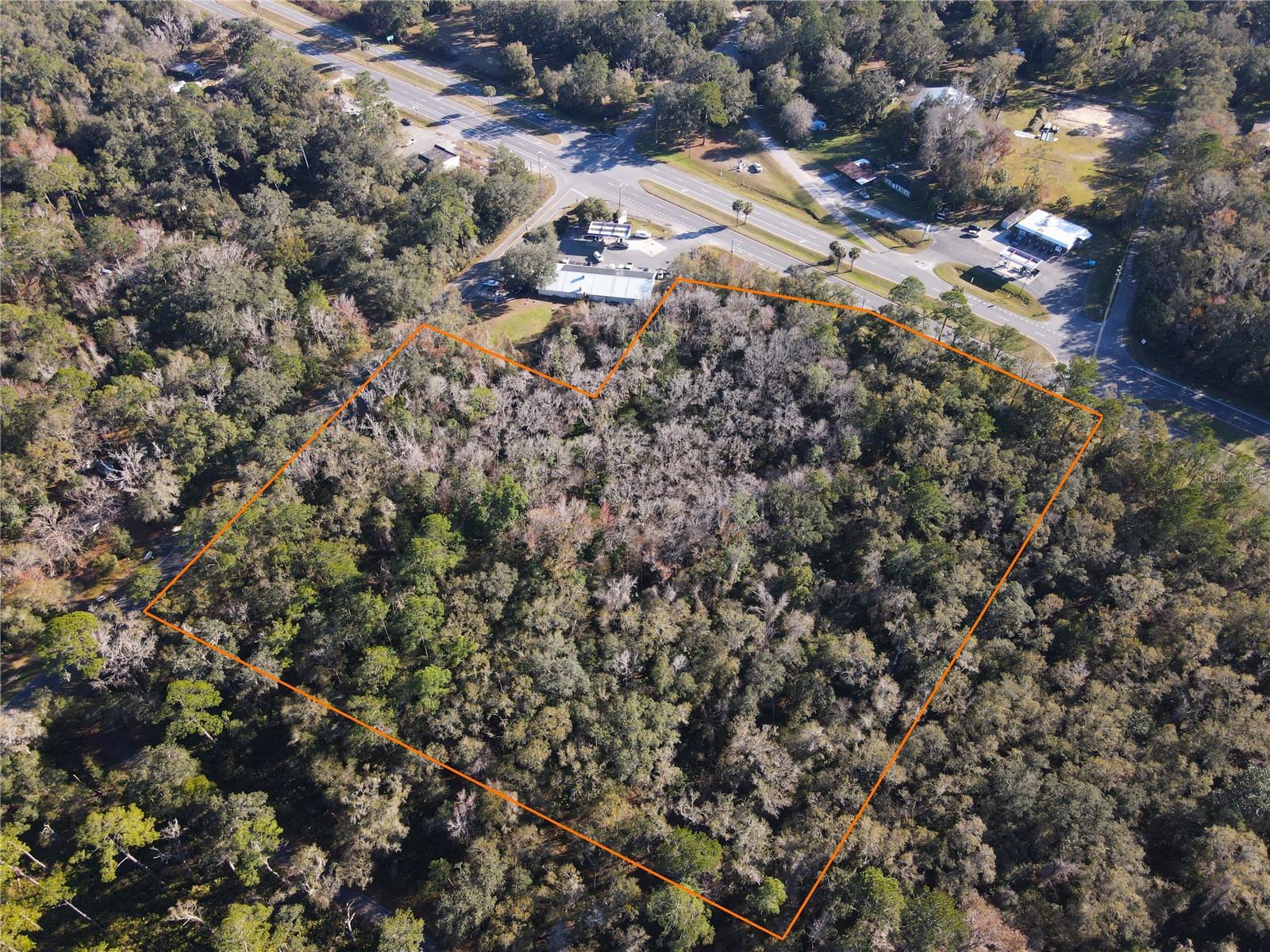 102 Highway 441, FL