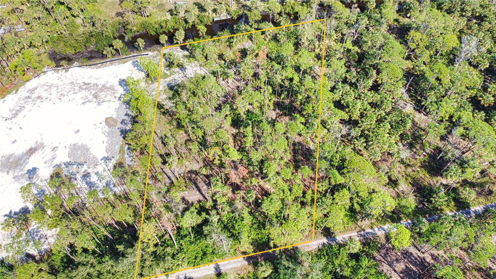 9051 Caloosa Drive, FL