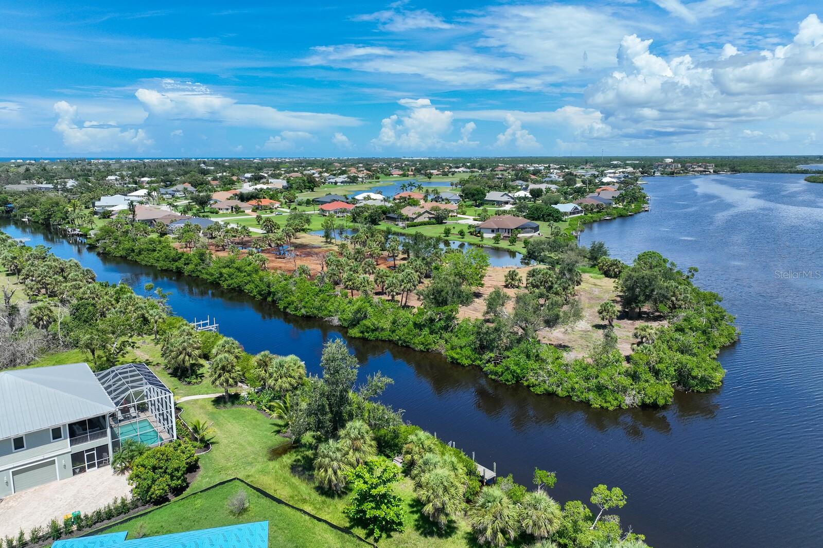 4700 Arlington Drive, FL