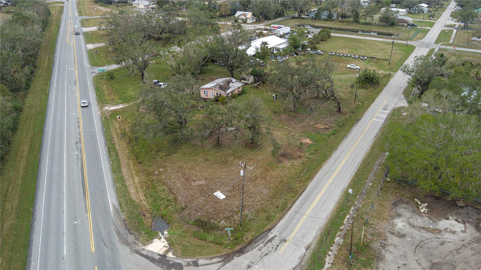 37015 State Road 70, FL