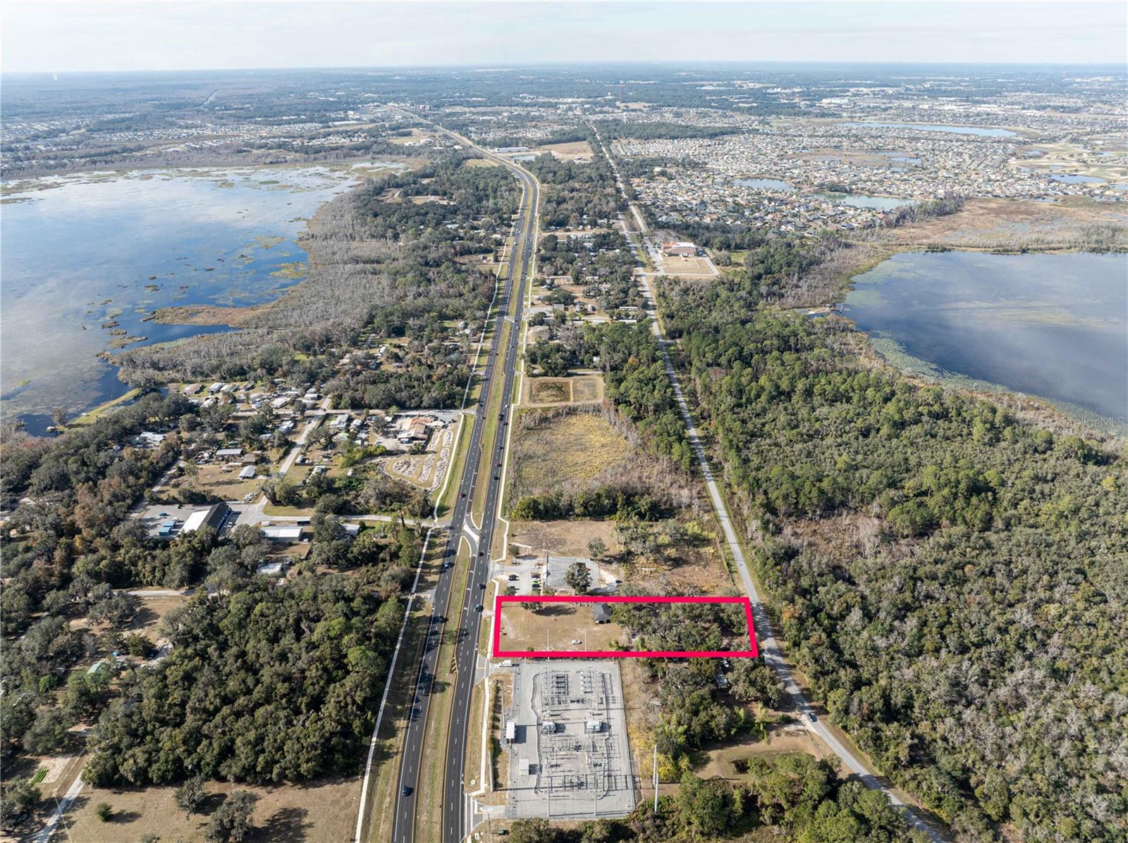 6876 State Road 44, FL