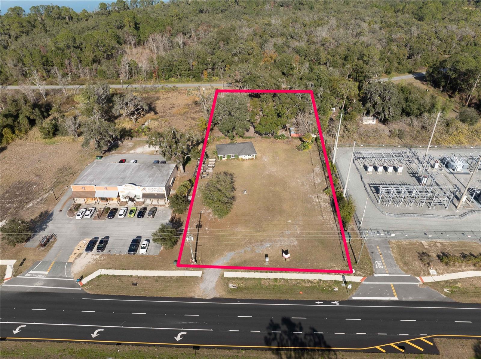 6876 State Road 44, FL