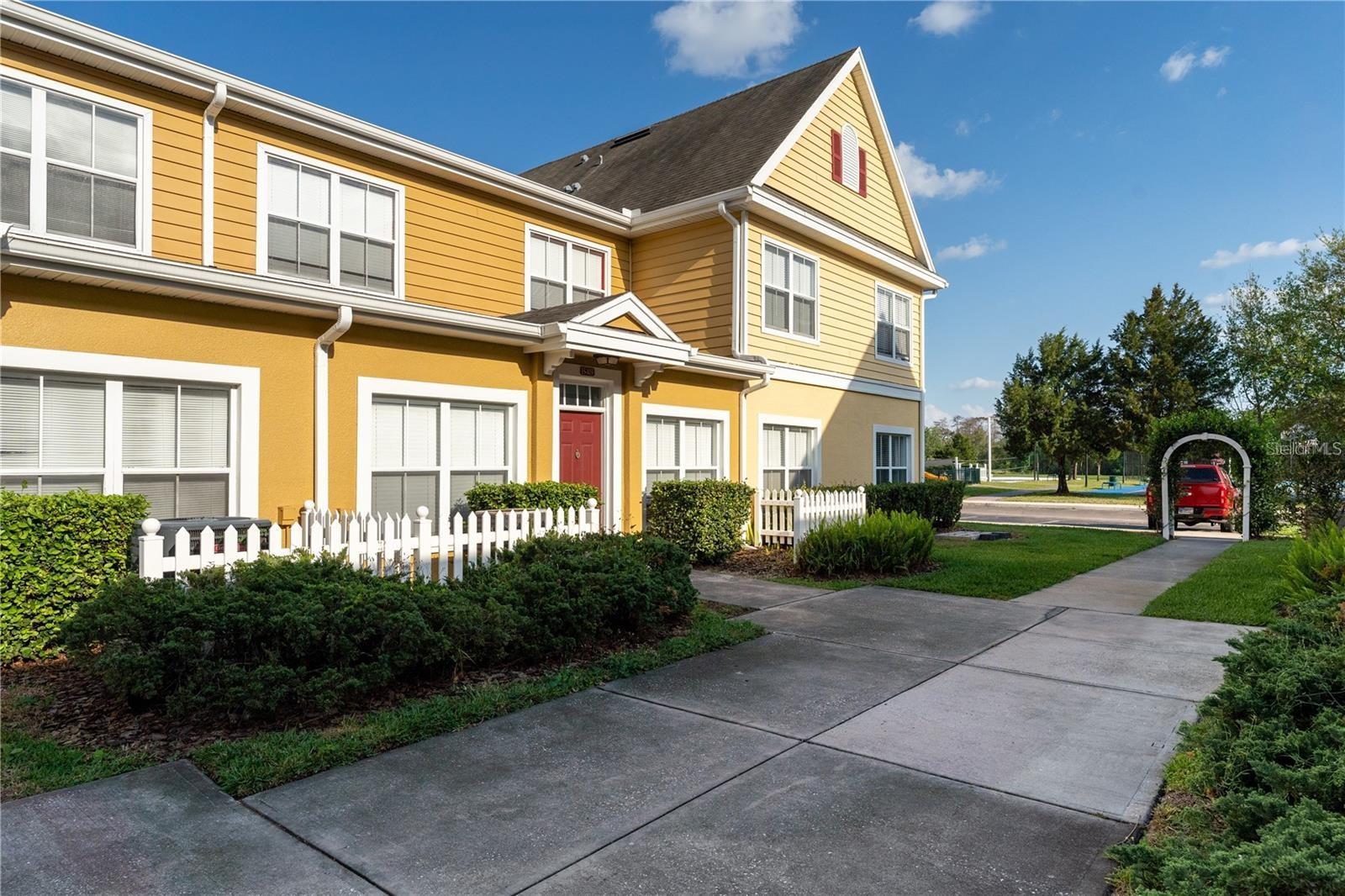2622 Lodi Circle, FL