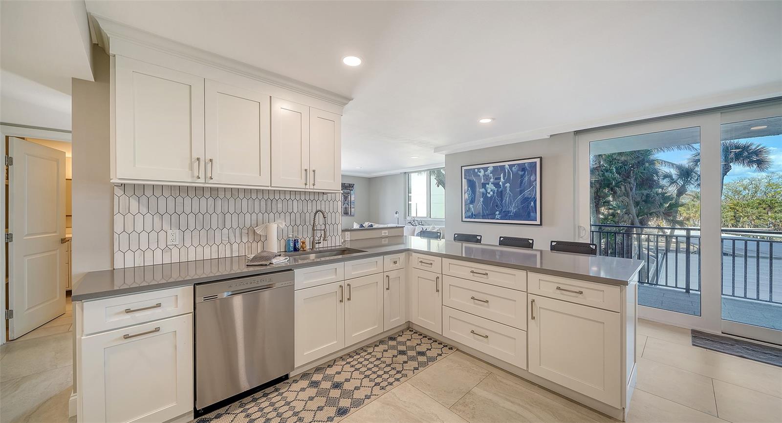 4822 Ocean Boulevard, FL