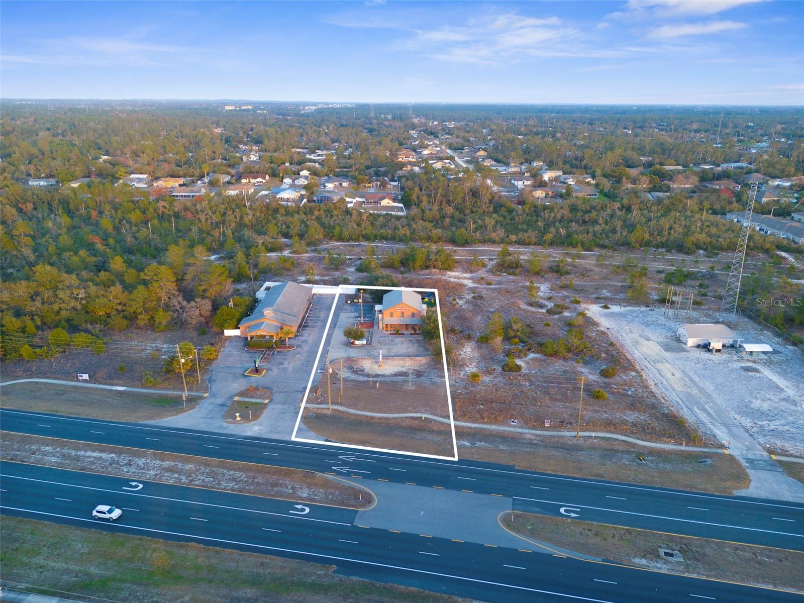 7044 Commercial Way, FL
