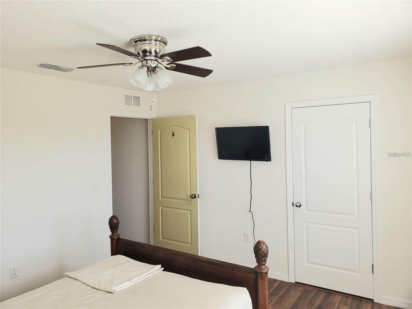 138 Lazy Willow Drive, FL