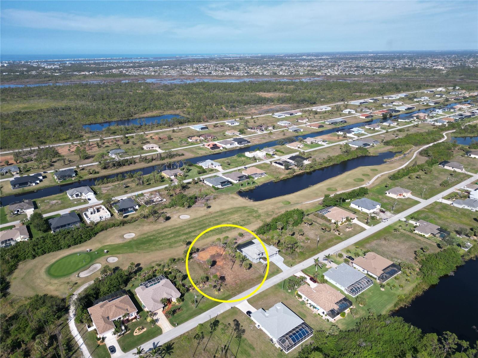 10 Pine Valley Place, FL