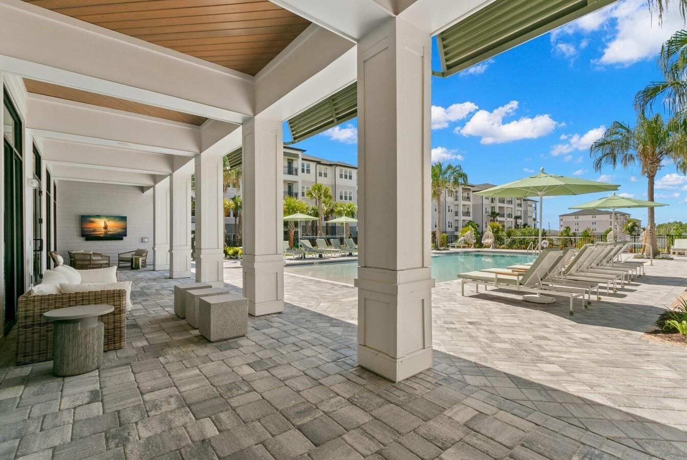 1310 Ridgeview Circle, FL
