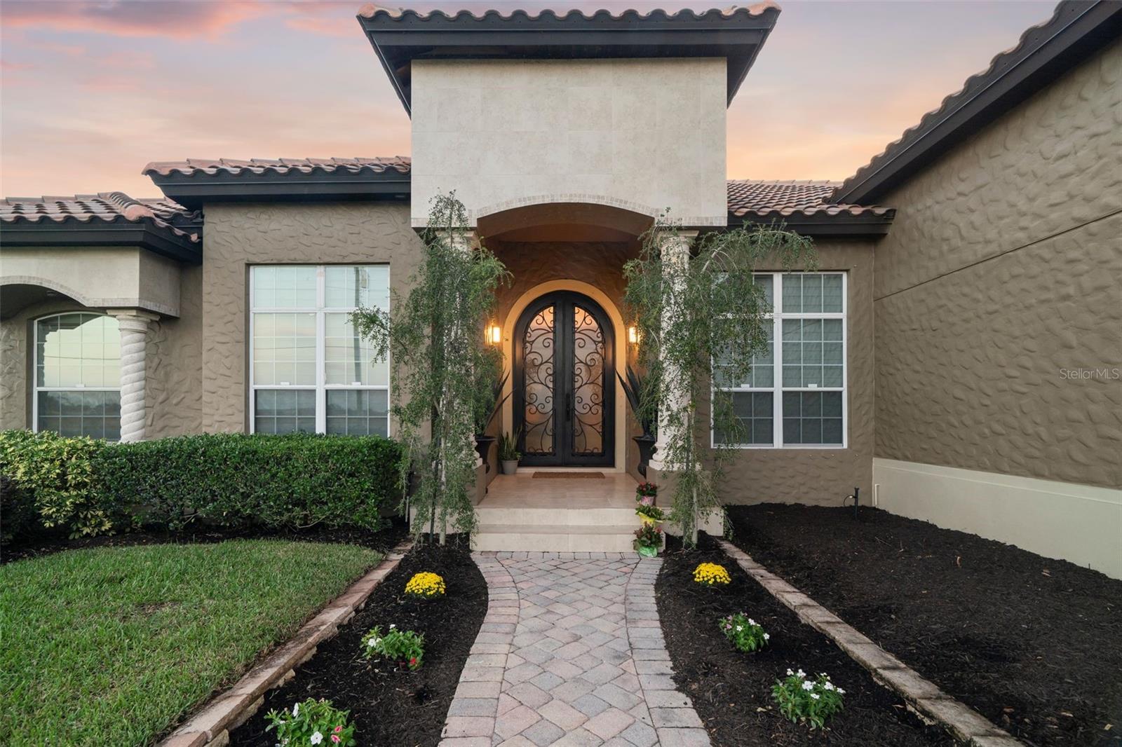 1384 Lake Shore Boulevard, FL