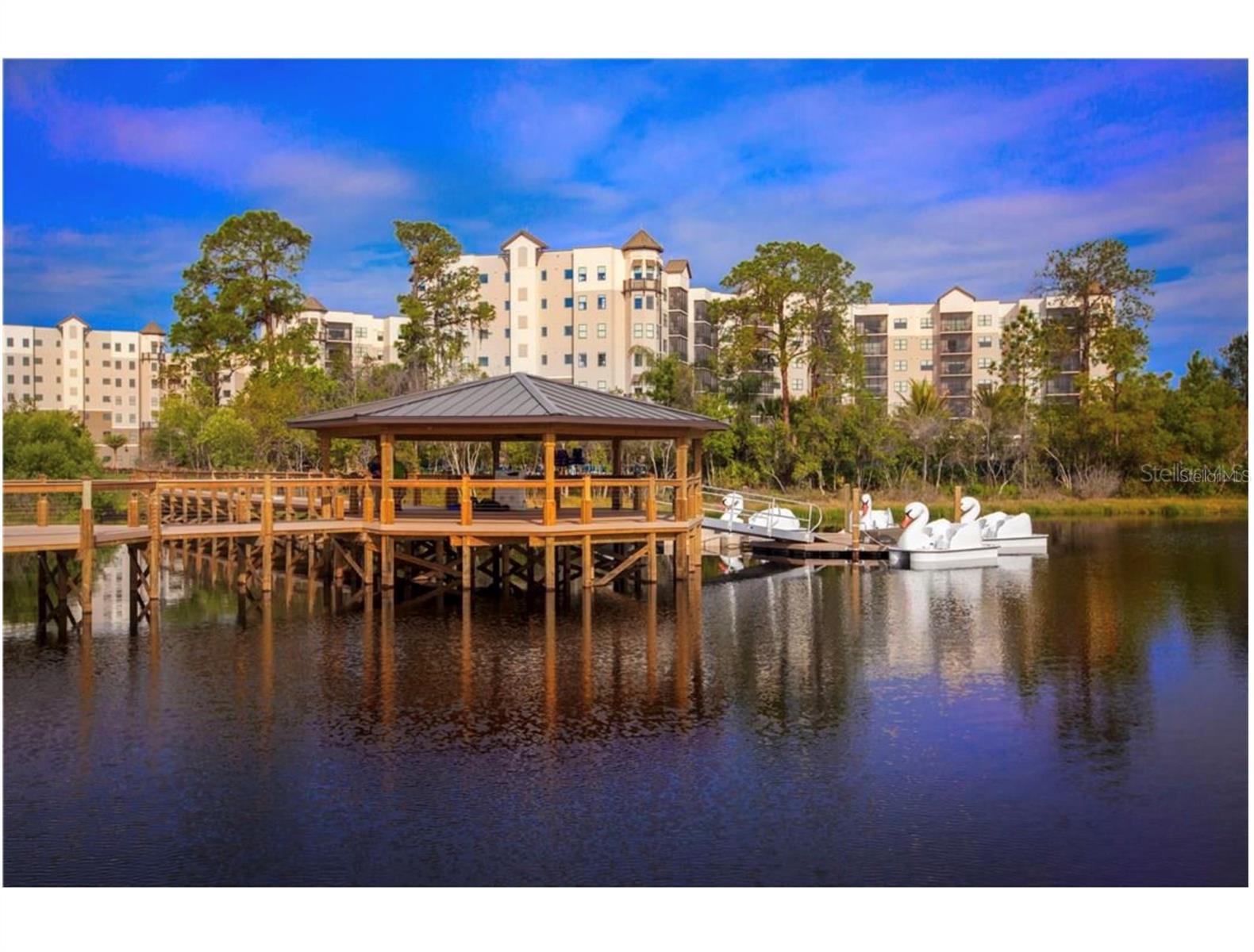 14501 Grove Resort Avenue, FL