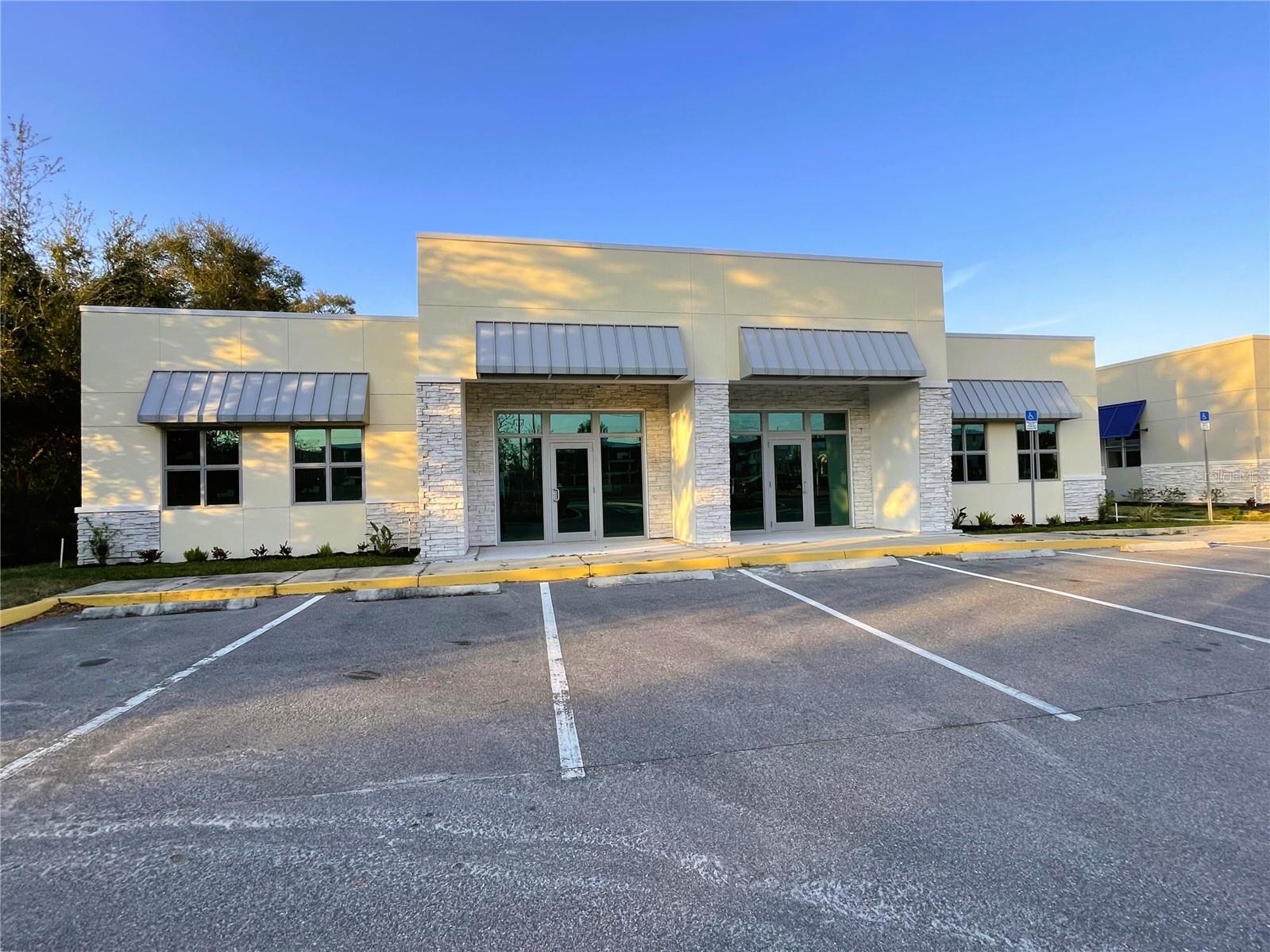 871 Highway 466, FL
