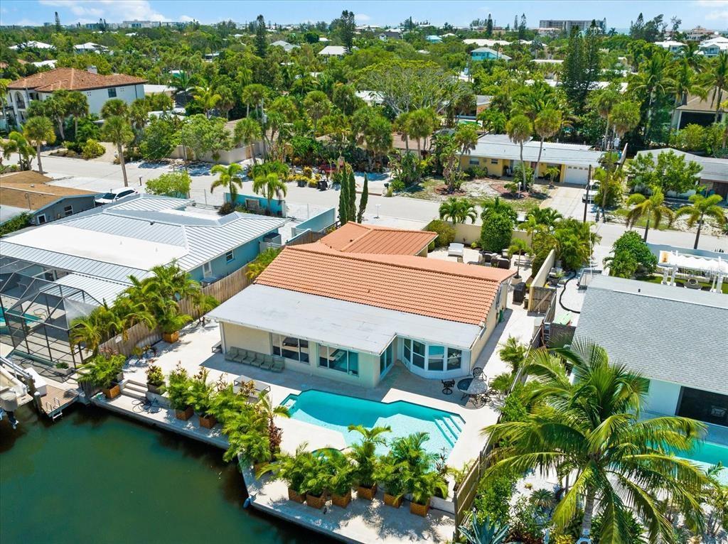 327 Avenida Milano, FL