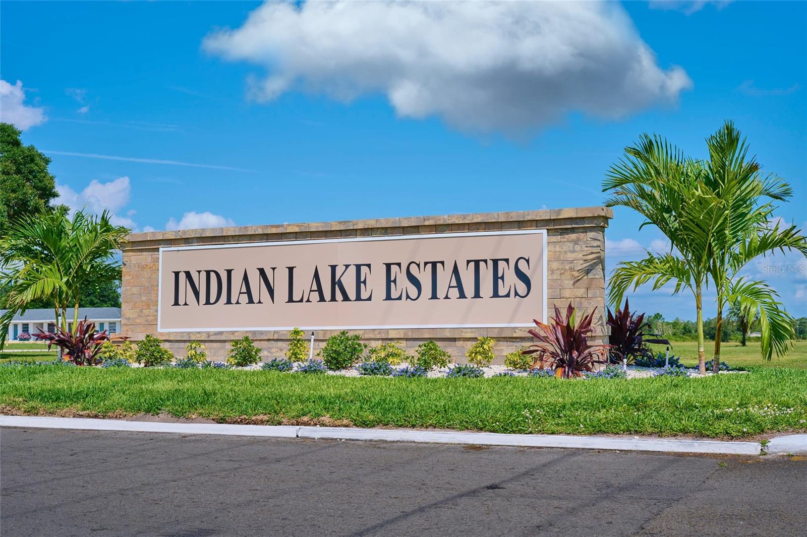 715 Granada Drive, FL