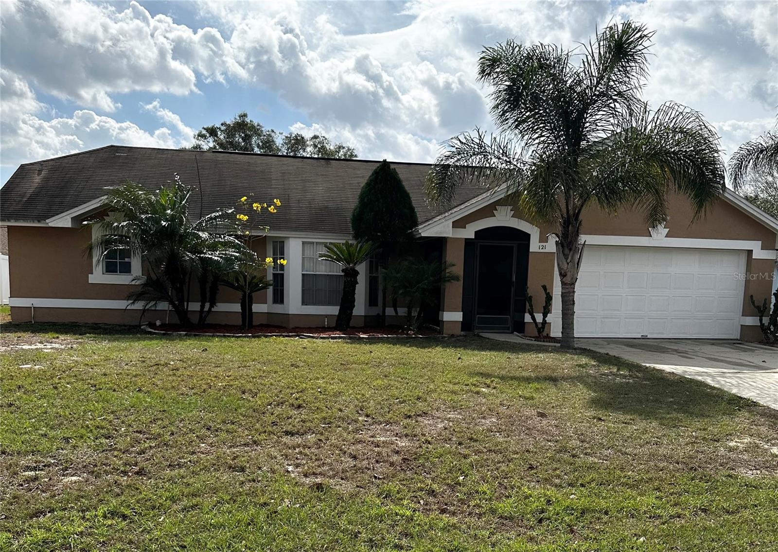 121 Loma Bonita Drive, FL